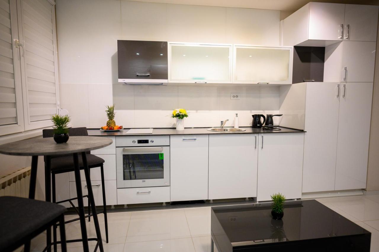 Apartman Nataly Ni Exteriér fotografie