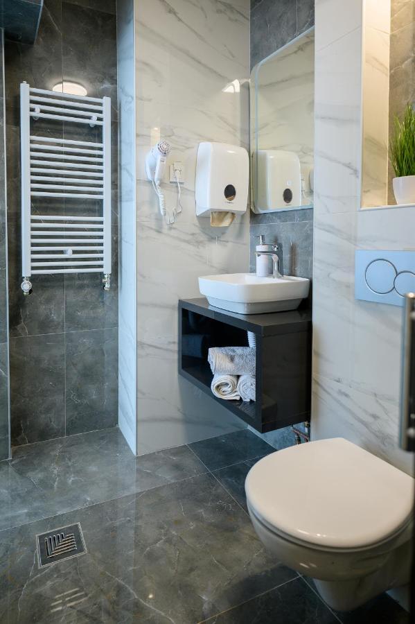 Apartman Nataly Ni Exteriér fotografie